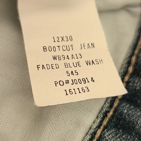 CALVIN KLEIN Women's Light Wash Bootcut Jeans, size 16 (run small) - Picture 10 of 10